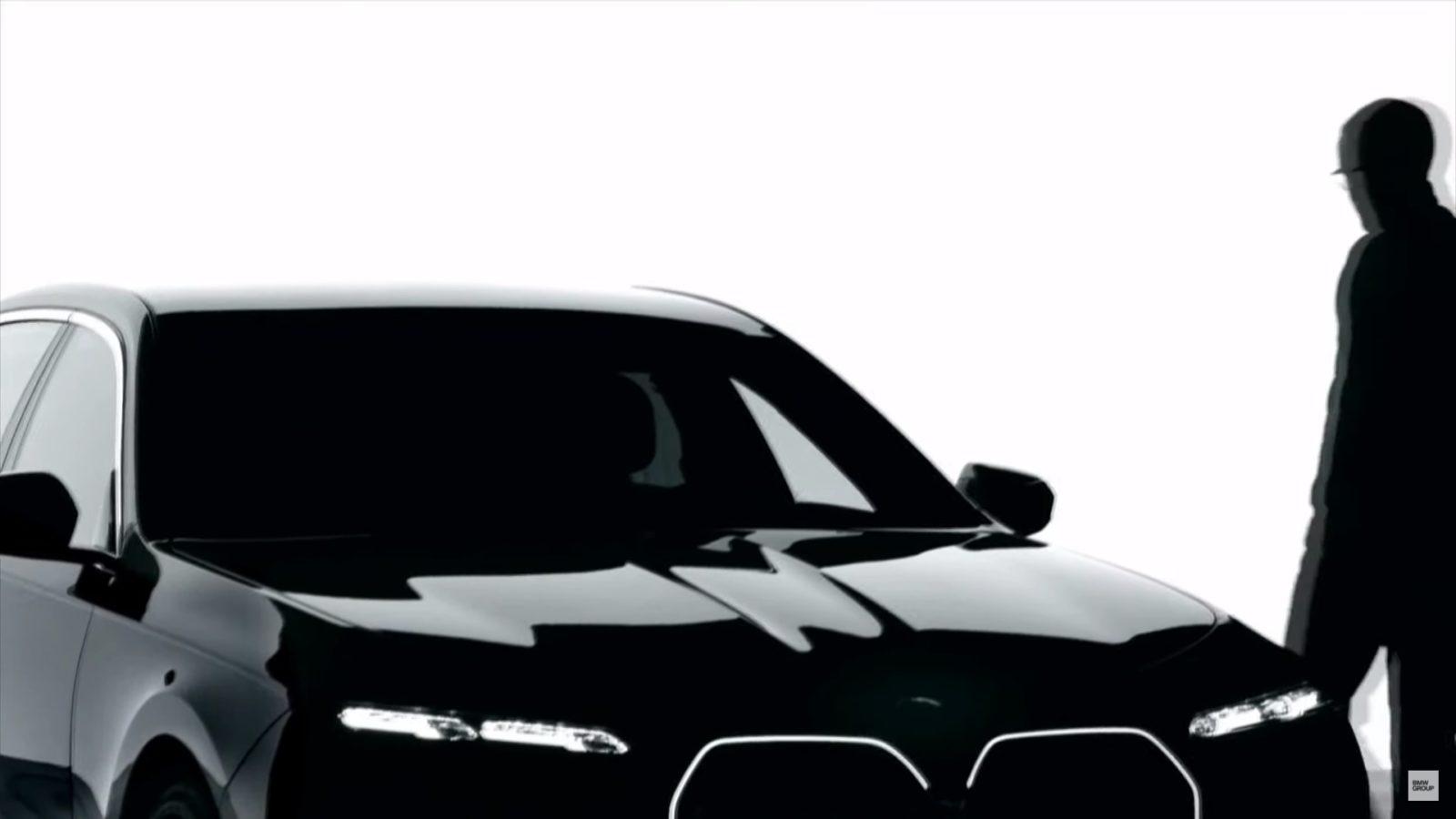 2023 BMW i7 teaser 9 830x467